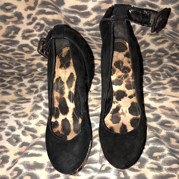 Black Suede Gold Black Silver Chevron Wedges Size6 - Picture 2 of 2